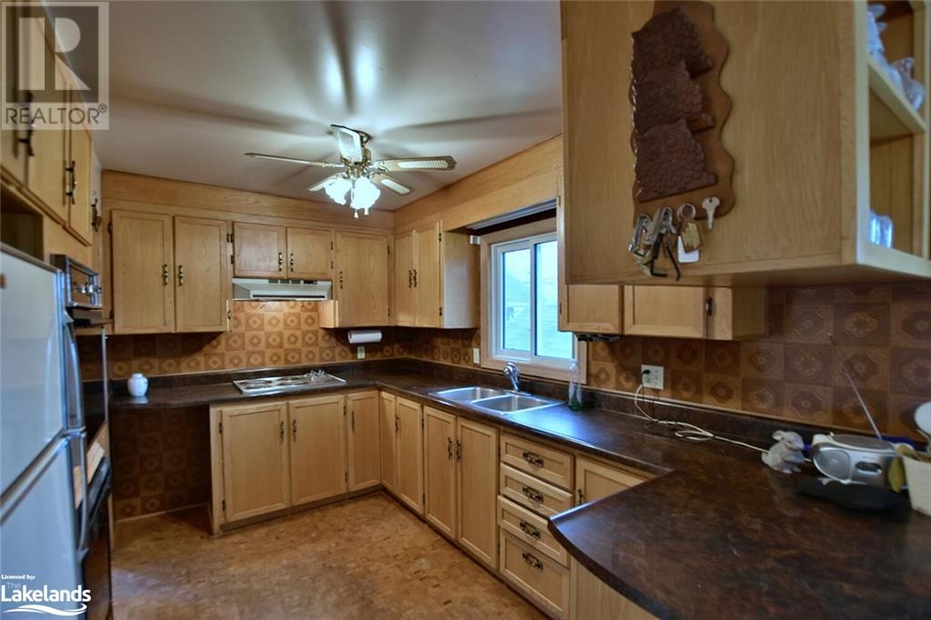 76 32nd Street S, Wasaga Beach, Ontario  L9Z 2S5 - Photo 25 - 40591271