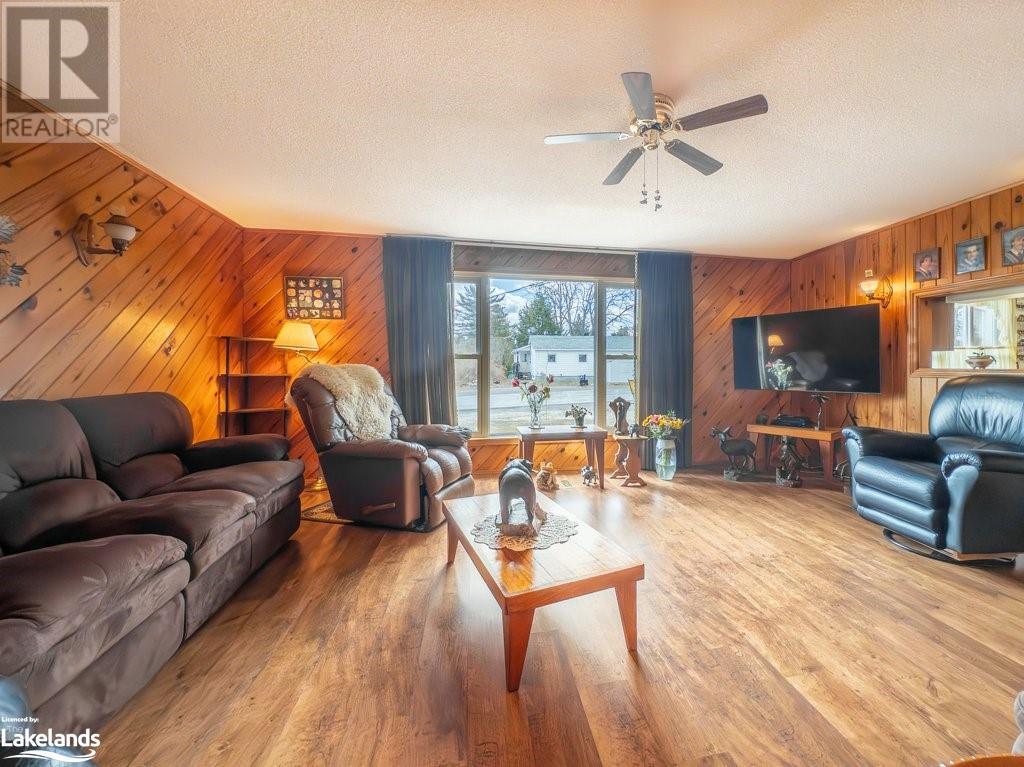 8 Almonte Street, Parry Sound, Ontario  P2A 2J8 - Photo 17 - 40562684