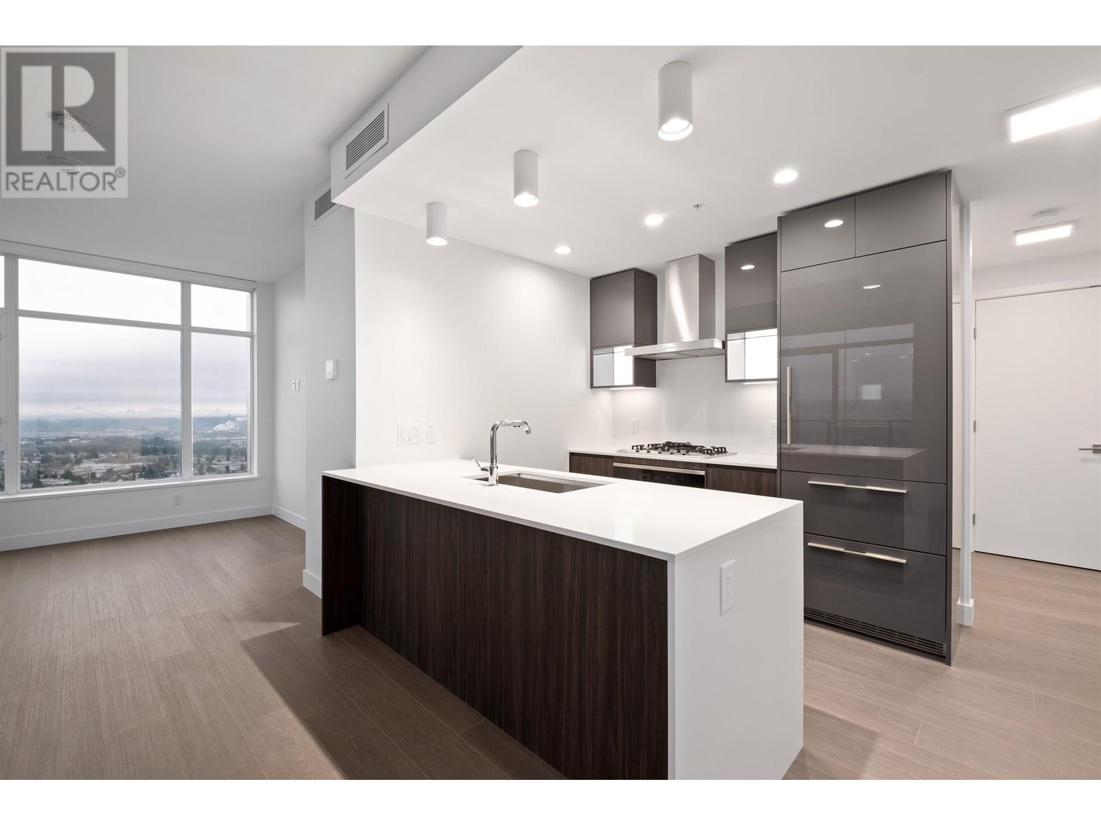 3402 6511 Sussex Avenue, Burnaby, British Columbia  V5H 0K5 - Photo 1 - R2885765