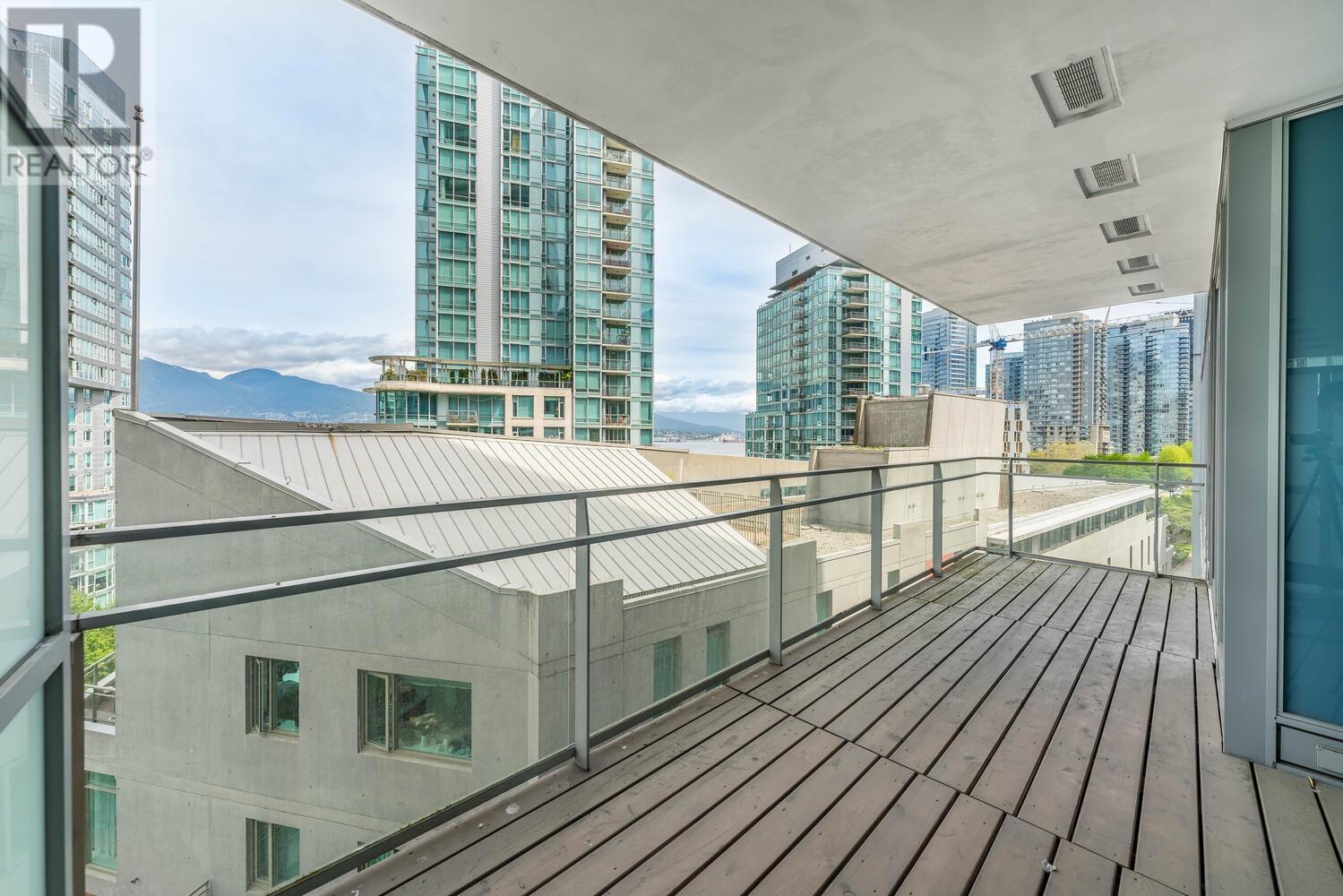 702 1499 W Pender Street, Vancouver, British Columbia  V6G 0A7 - Photo 19 - R2886112