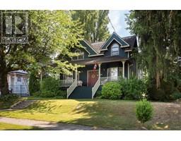 902 FIFTH STREET, new westminster, British Columbia