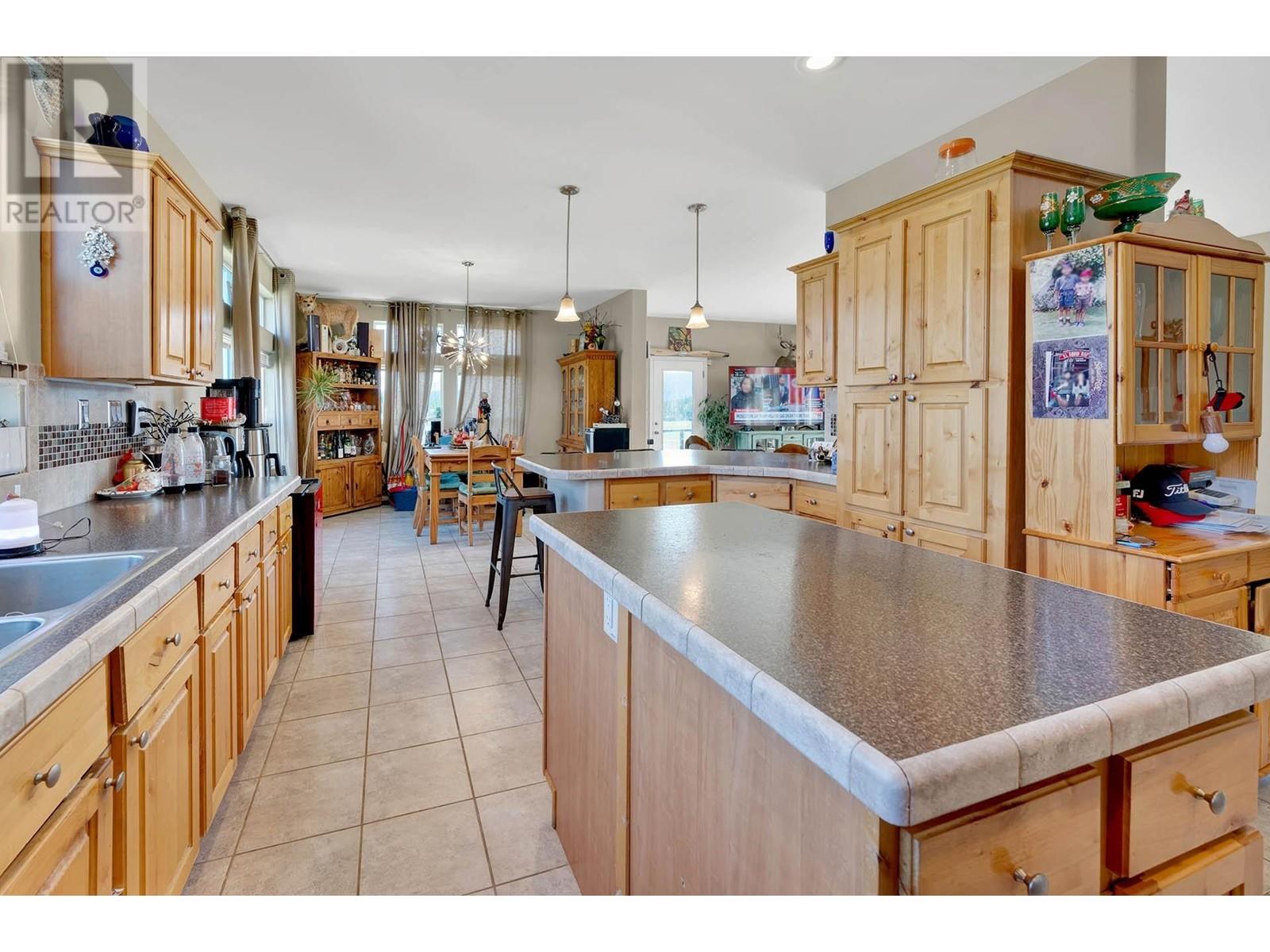 2045/2052 Barnhartvale Road, Kamloops, British Columbia  V2C 6Y1 - Photo 35 - 178113