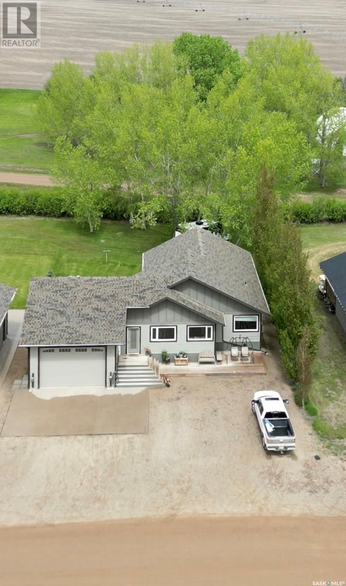 102 Alyce Street, Hitchcock Bay, Saskatchewan  S0L 1Z0 - Photo 2 - SK970115