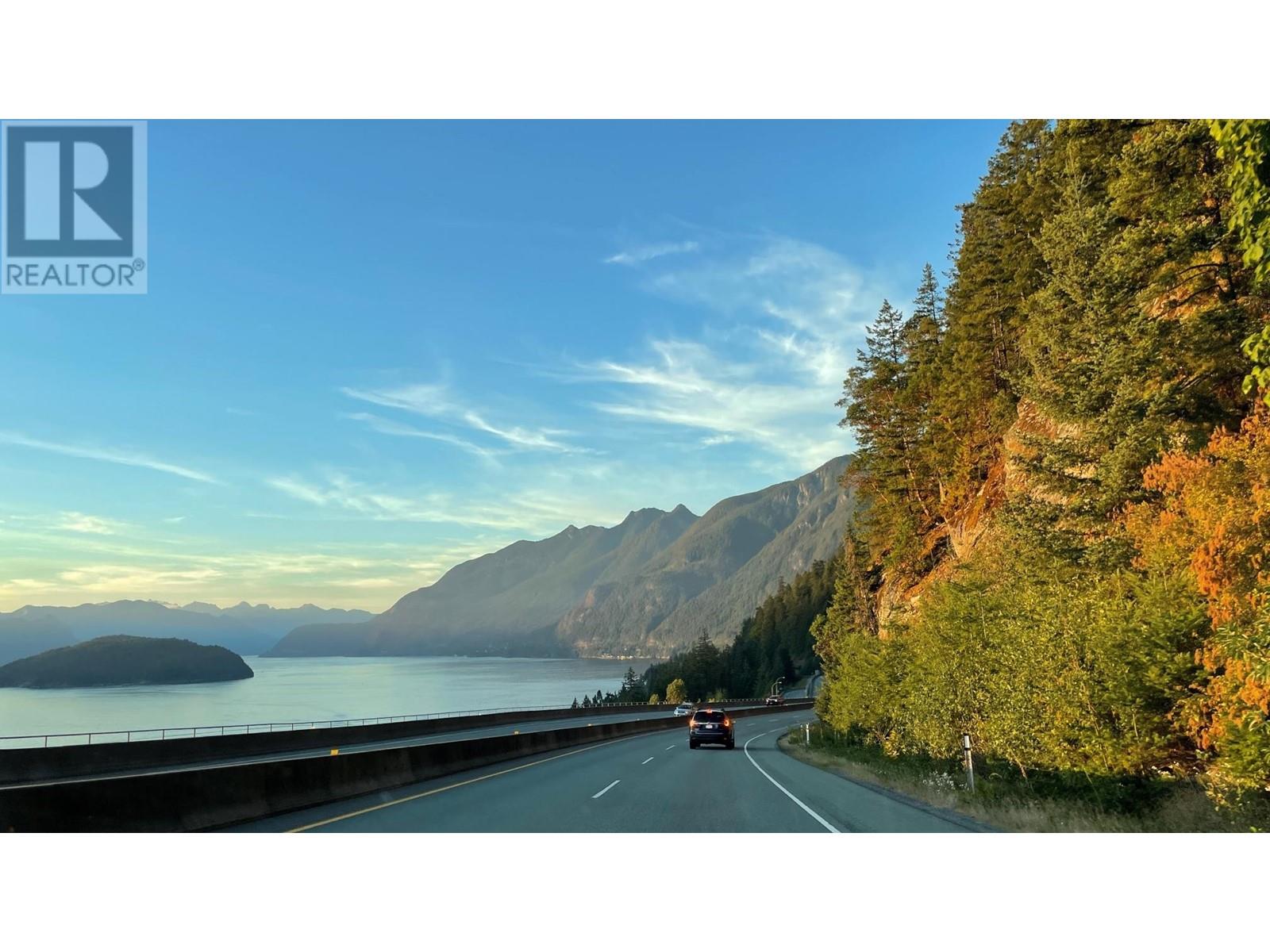 4731 Sea To Sky Highway, Squamish, British Columbia  V0V 0V0 - Photo 5 - R2885668