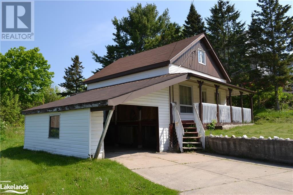 4 Macfarlane Street, Parry Sound, Ontario  P2A 2N2 - Photo 23 - 40593496