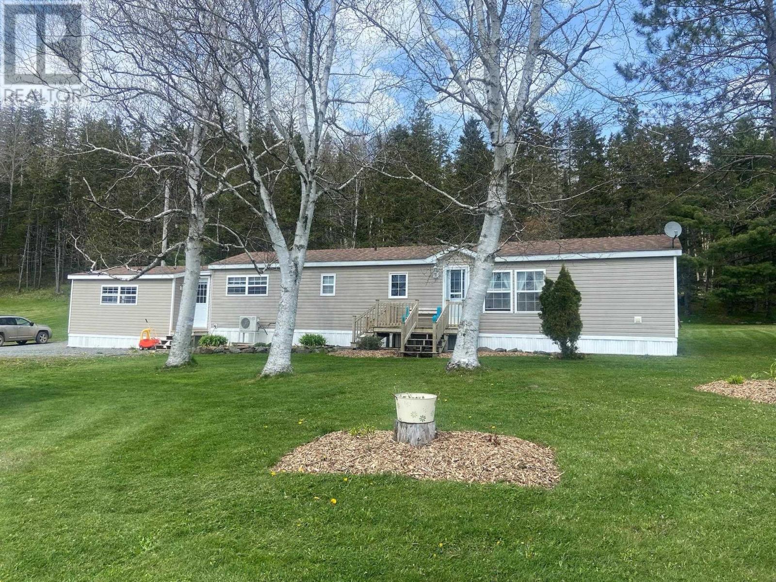 1824 Glen Road, Glen Road, Nova Scotia  B2G 2L3 - Photo 2 - 202411263
