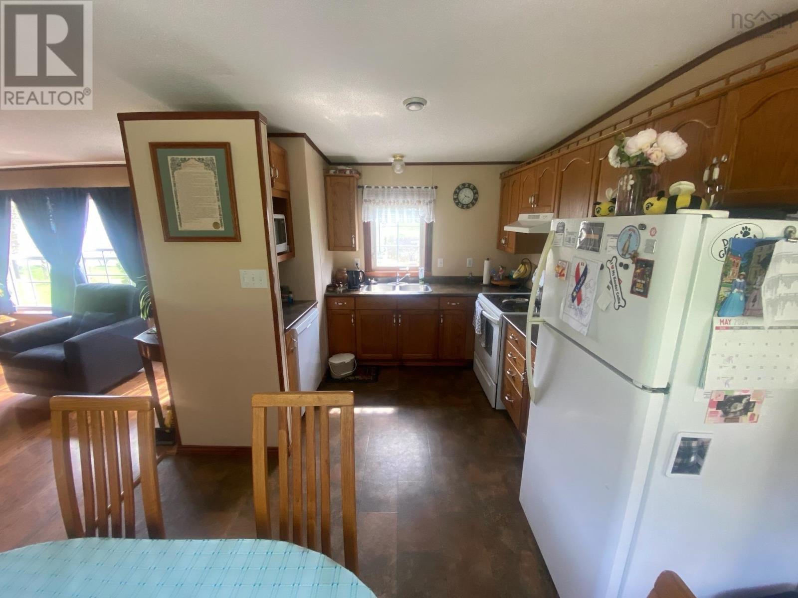 1824 Glen Road, Glen Road, Nova Scotia  B2G 2L3 - Photo 4 - 202411263
