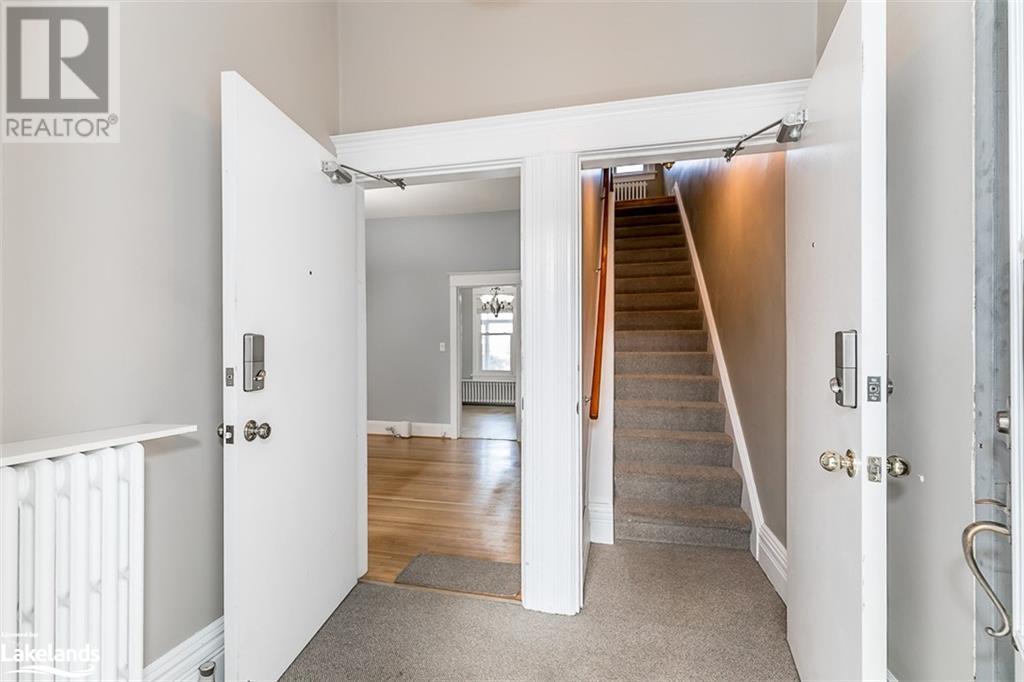 520 Elizabeth Street, Midland, Ontario  L4R 2A1 - Photo 2 - 40593838