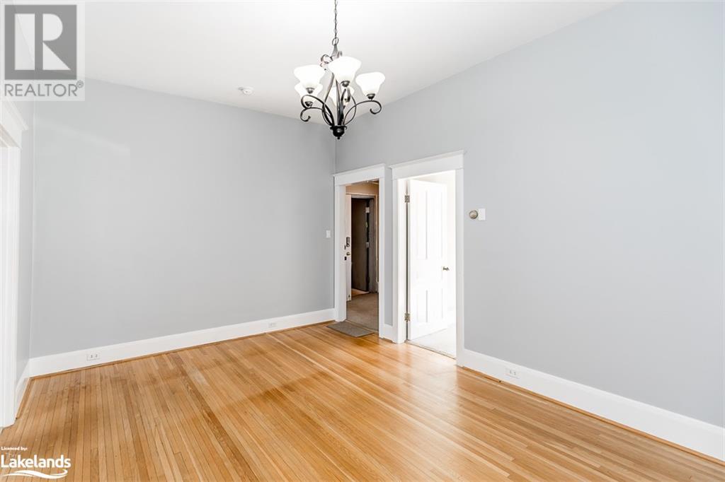 520 Elizabeth Street, Midland, Ontario  L4R 2A1 - Photo 4 - 40593838