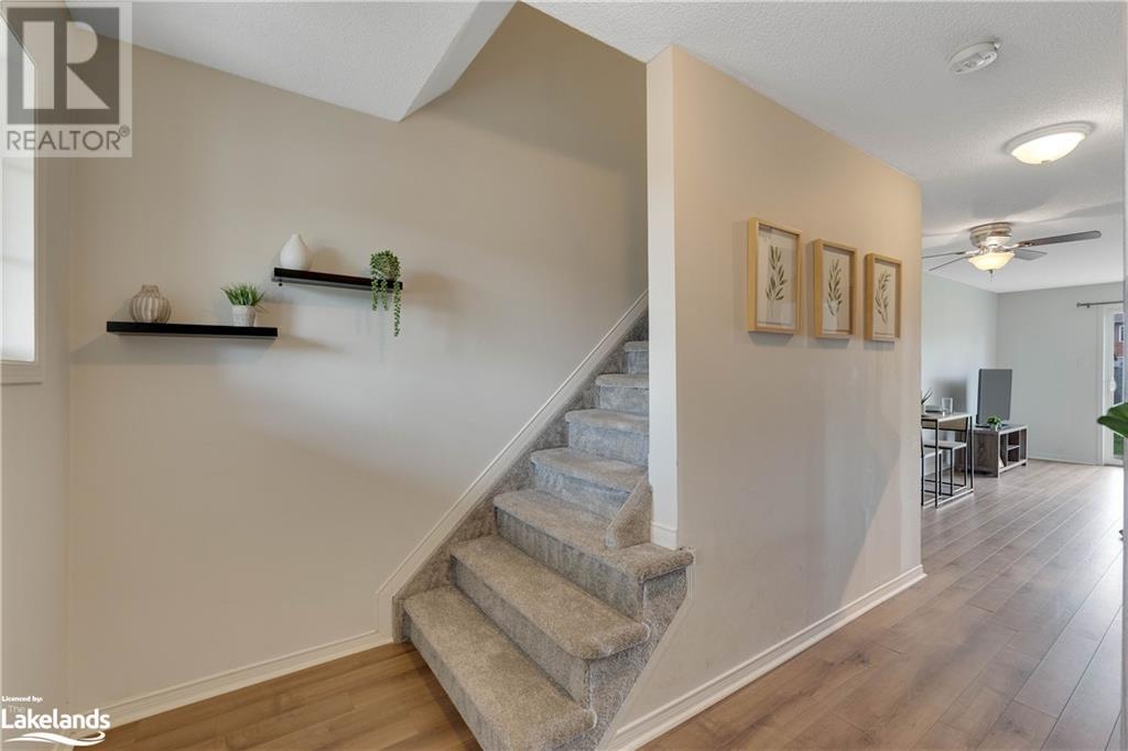 34 Monarchy Street, Barrie, Ontario  L4M 7K1 - Photo 15 - 40593676