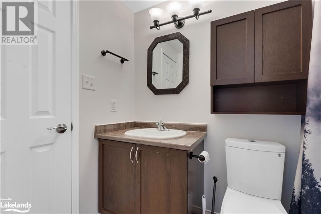 34 Monarchy Street, Barrie, Ontario  L4M 7K1 - Photo 18 - 40593676
