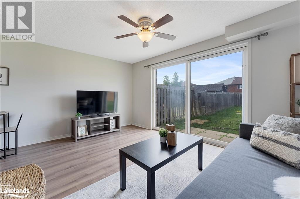 34 Monarchy Street, Barrie, Ontario  L4M 7K1 - Photo 7 - 40593676