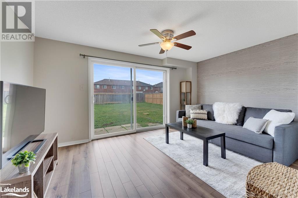 34 Monarchy Street, Barrie, Ontario  L4M 7K1 - Photo 9 - 40593676