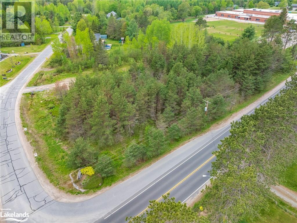2 Renwick Drive, Huntsville, Ontario  P1H 2M3 - Photo 14 - 40590055