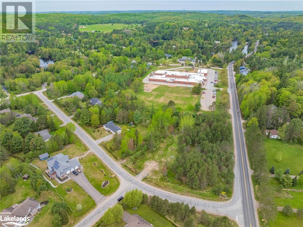 2 Renwick Drive, Huntsville, Ontario  P1H 2M3 - Photo 18 - 40590055
