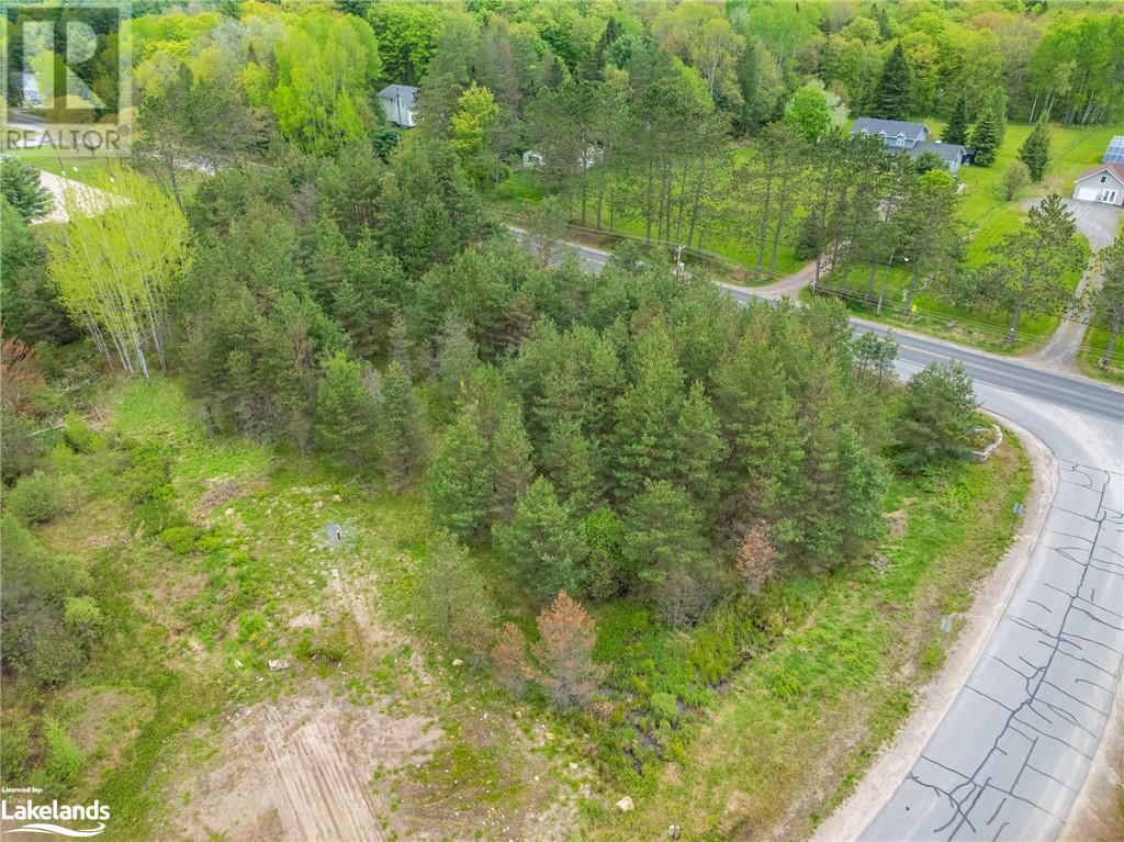 2 Renwick Drive, Huntsville, Ontario  P1H 2M3 - Photo 2 - 40590055