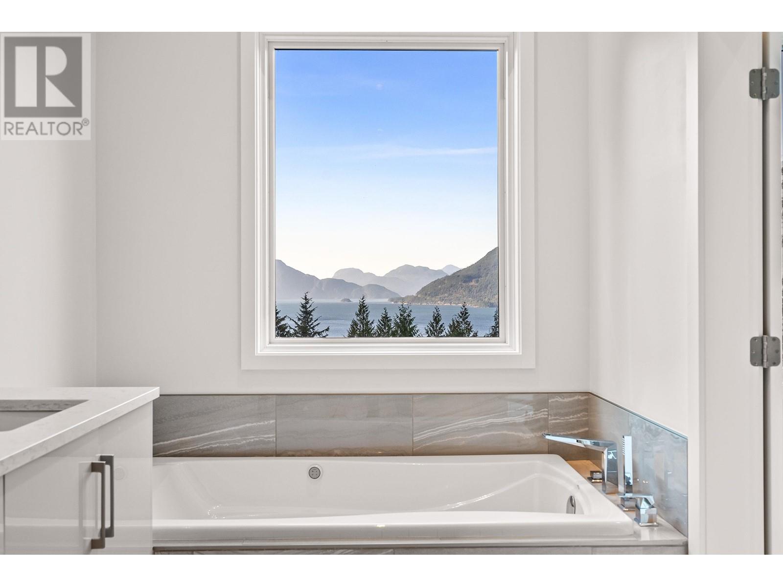 1028 Goat Ridge Drive, Britannia Beach, British Columbia  V8B 1J2 - Photo 16 - R2886148