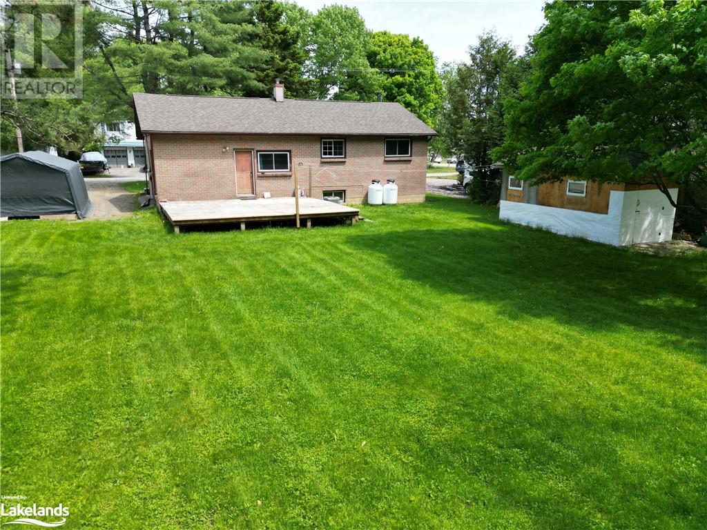37 Mckay Street, Minden, Ontario  K0M 2K0 - Photo 2 - 40593905