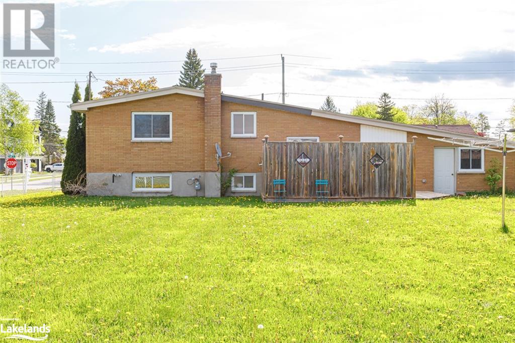 594 Oak Street, Collingwood, Ontario  L9Y 2Z1 - Photo 19 - 40588889
