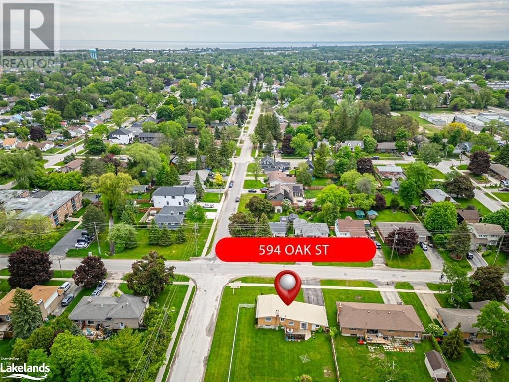 594 Oak Street, Collingwood, Ontario  L9Y 2Z1 - Photo 2 - 40588889