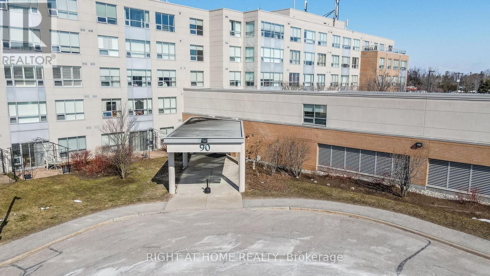 Property at 417 - 90 DEAN AVENUE image 1
