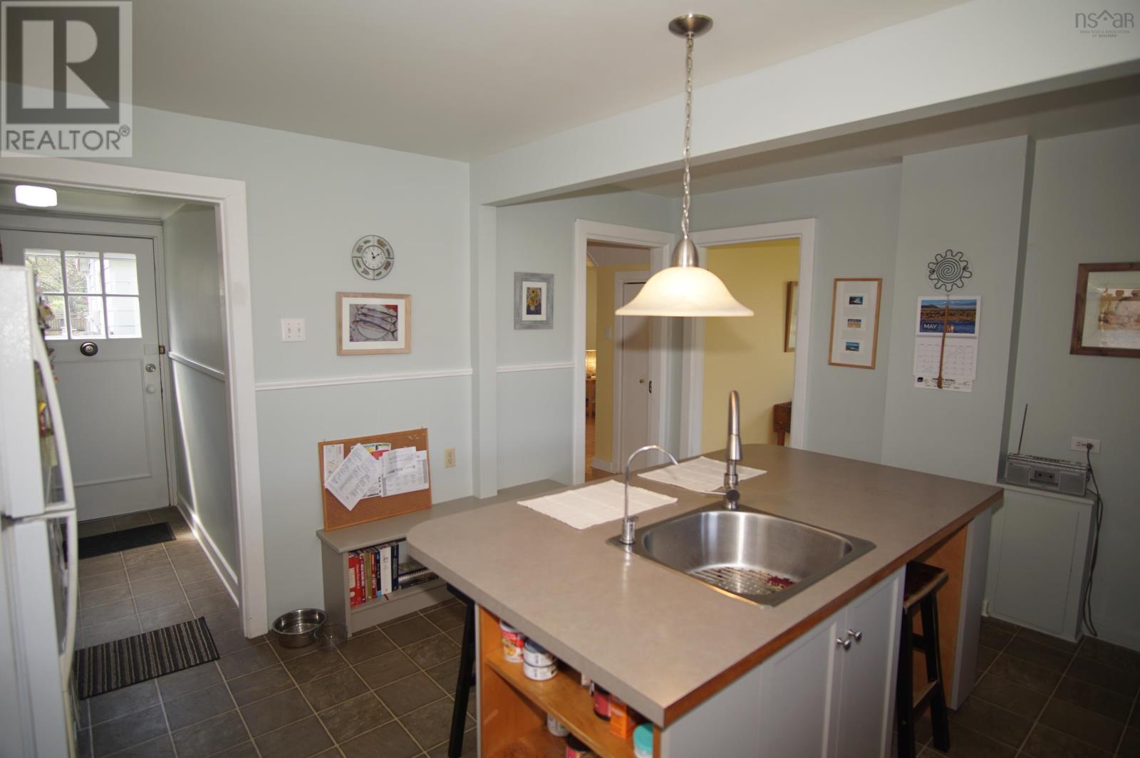 211 Mowatt Street, Shelburne, Nova Scotia  B0T 1W0 - Photo 13 - 202411351