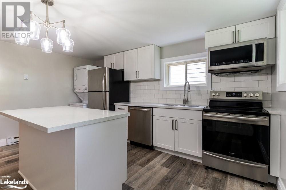 25 Simcoe Street, Penetanguishene, Ontario  L9M 1A8 - Photo 11 - 40592691