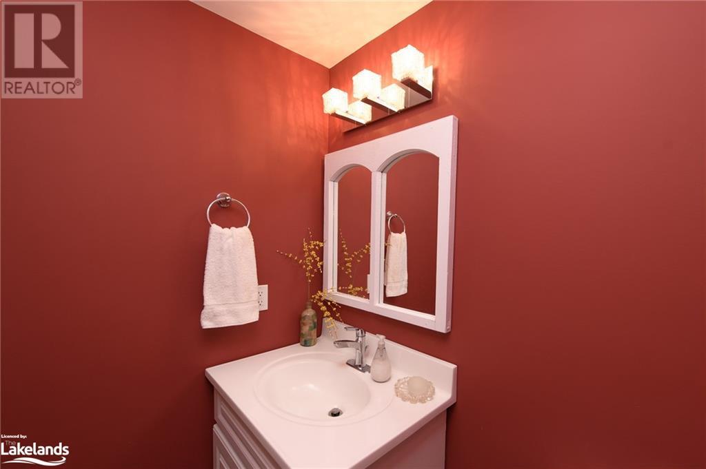 310 Holden Street, Collingwood, Ontario  L9Y 0E1 - Photo 28 - 40592365