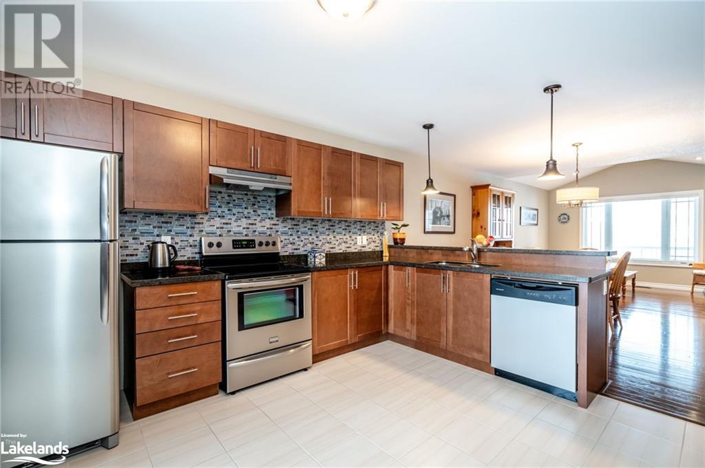 7 Sheppard Drive, Tay, Ontario  L0K 2A0 - Photo 8 - 40541892