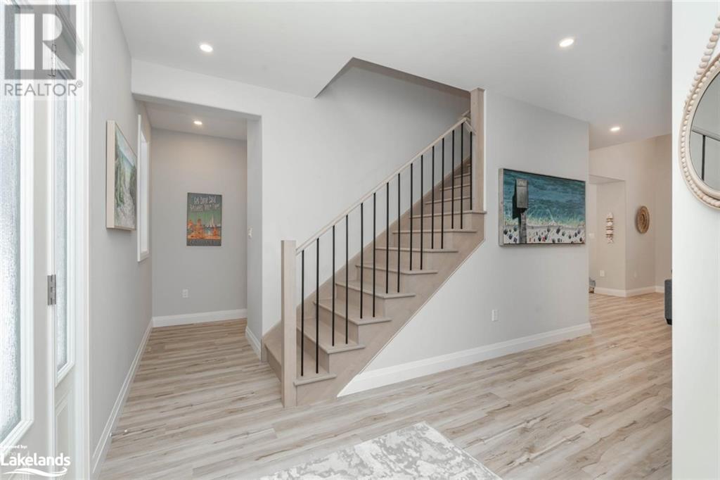 180 Tiny Beaches Road S, Tiny, Ontario  L0L 2J0 - Photo 3 - 40593963