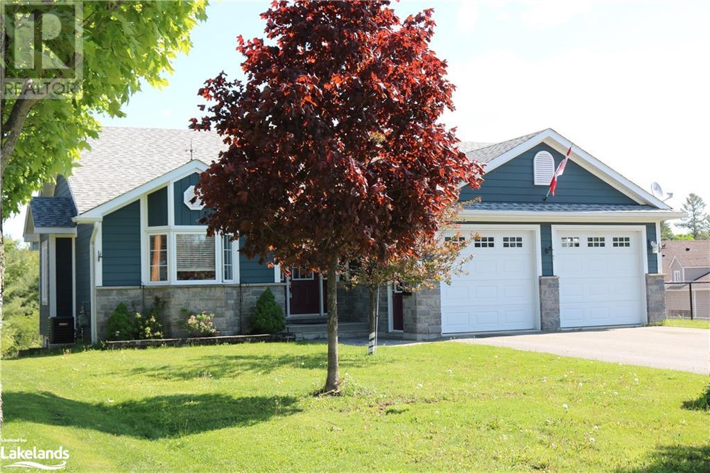 15 Gainsborough Road, Bracebridge, Ontario  P1L 0A8 - Photo 2 - 40594043