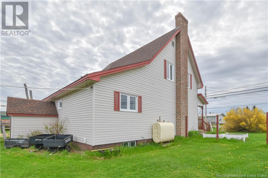 7705 Saint-Paul Street, Bas-Caraquet, New Brunswick  E1W 6C1 - Photo 12 - NB100792