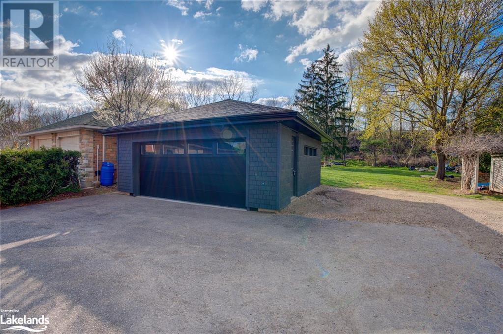 236 Elizabeth Street, Guelph, Ontario  N1E 2X3 - Photo 38 - 40592765