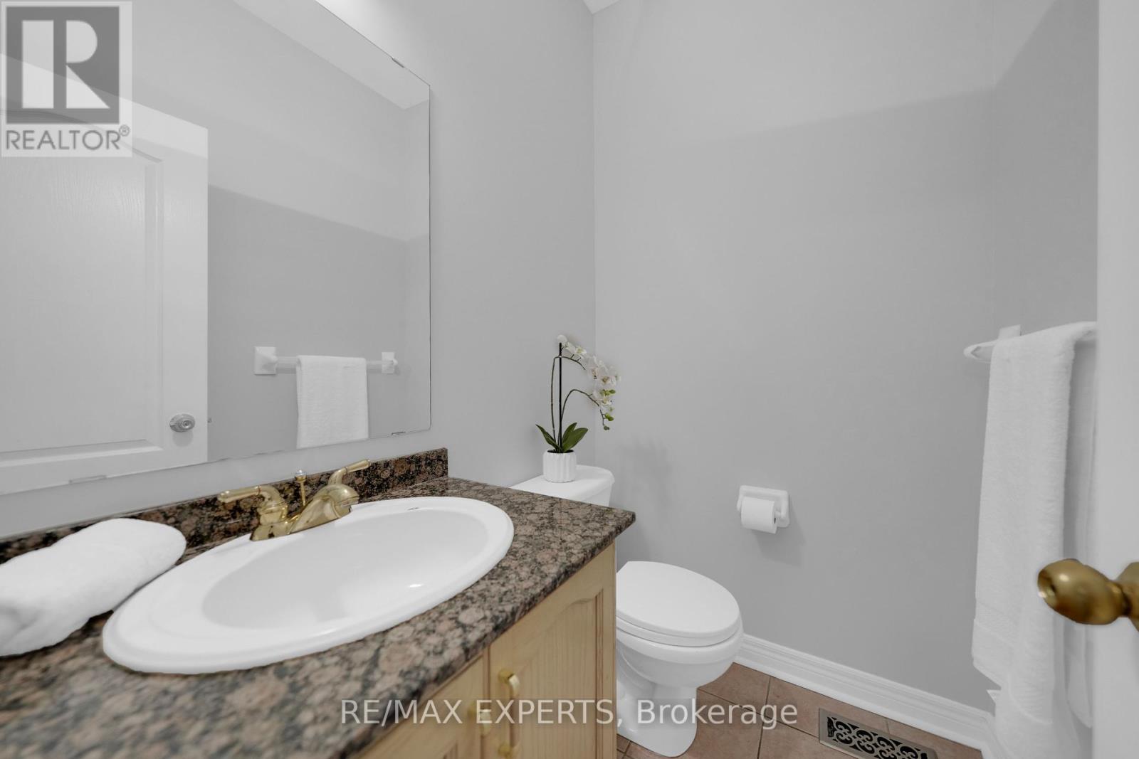 82 Athabasca Drive, Vaughan, Ontario  L6A 2W1 - Photo 15 - N8366366