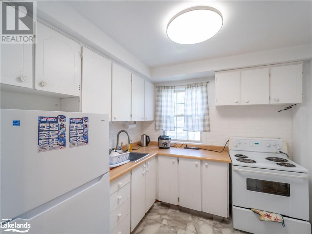286 Westcourt Place Unit# 24, Waterloo, Ontario  N2L 2R7 - Photo 3 - 40594249