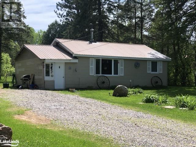 25 Doe Lake Road, Katrine, Ontario  P0A 1L0 - Photo 2 - 40593152