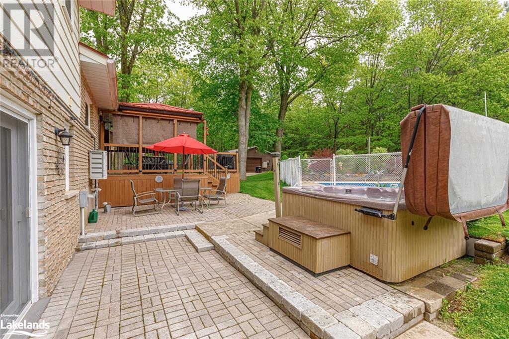 239 Oxbow Park Drive, Wasaga Beach, Ontario  L9Z 2V7 - Photo 44 - 40593406