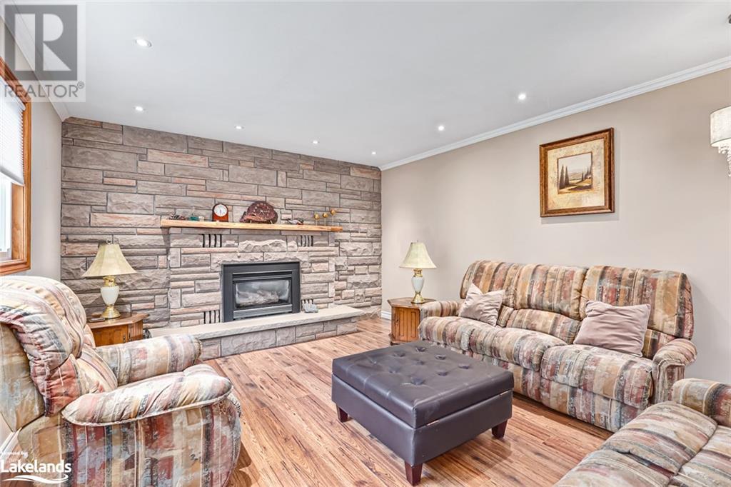 239 Oxbow Park Drive, Wasaga Beach, Ontario  L9Z 2V7 - Photo 8 - 40593406