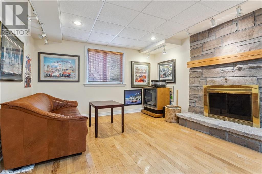 Image of property at 391 MARCH Crescent