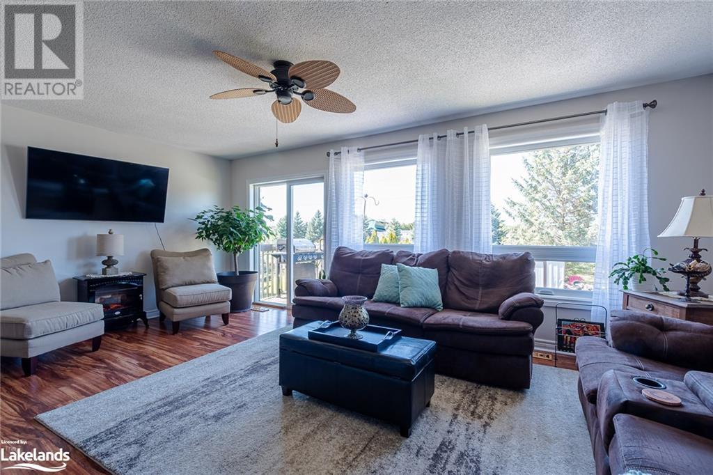 10 Princess Point Drive, Wasaga Beach, Ontario  L9Z 3C3 - Photo 7 - 40576132
