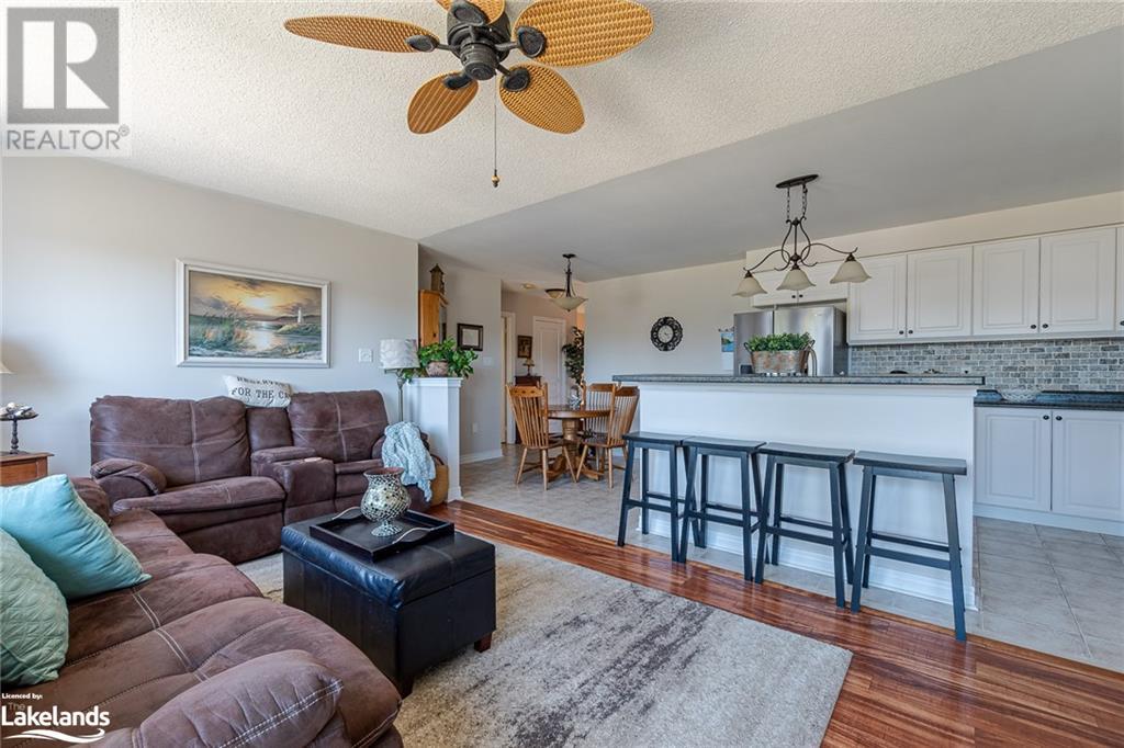 10 Princess Point Drive, Wasaga Beach, Ontario  L9Z 3C3 - Photo 10 - 40576132