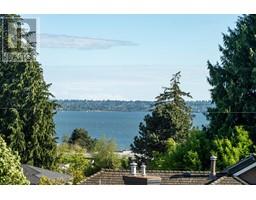 2436 MATHERS AVENUE, west vancouver, British Columbia