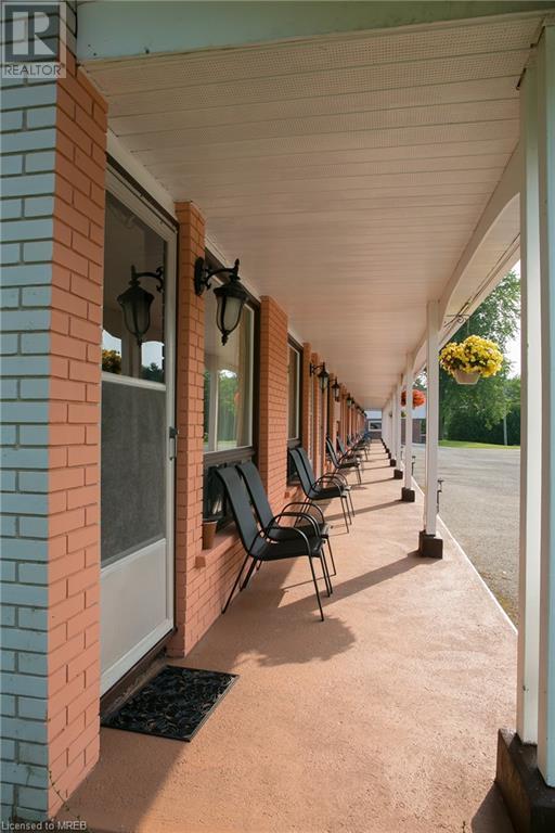 299 15 Highway, Seeleys Bay, Ontario  K0H 2N0 - Photo 10 - 40594506