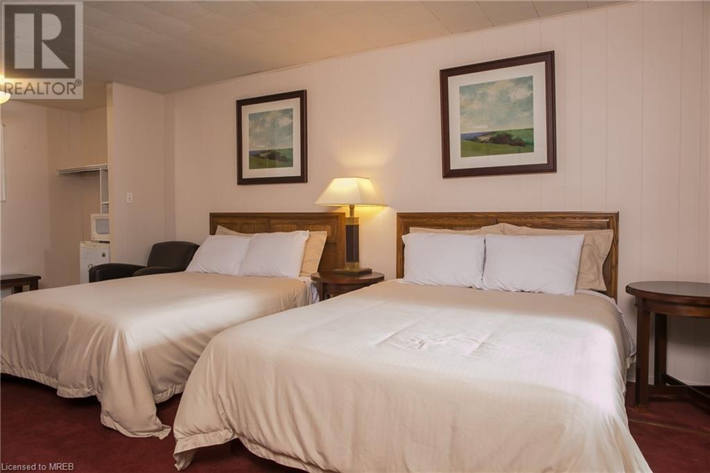 299 15 Highway, Seeleys Bay, Ontario  K0H 2N0 - Photo 14 - 40594506