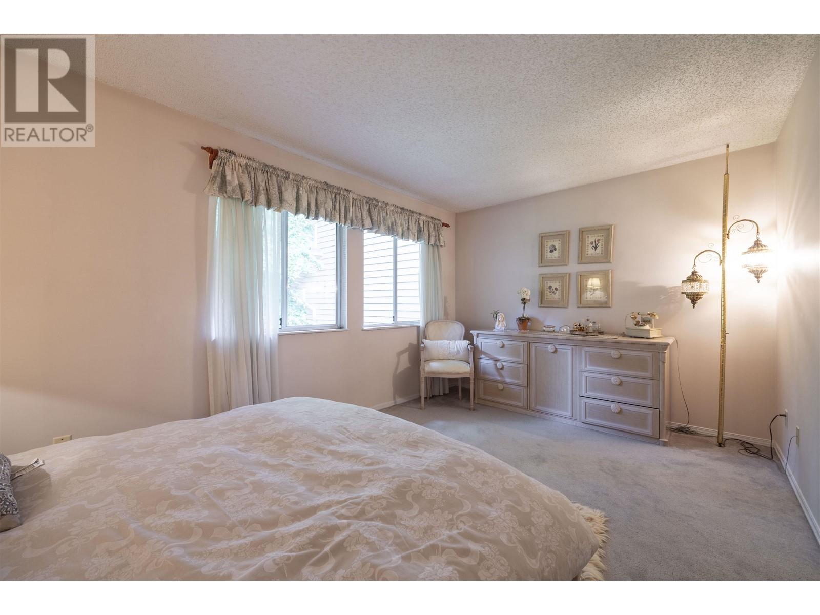 Listing Picture 11 of 15 : 44 9000 ASH GROVE CRESCENT, Burnaby / 本拿比 - 魯藝地產 Yvonne Lu Group - MLS Medallion Club Member
