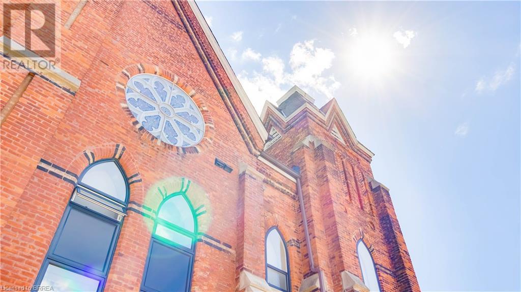 65 George Street, Brantford, Ontario  N3T 2Y3 - Photo 2 - 40592124