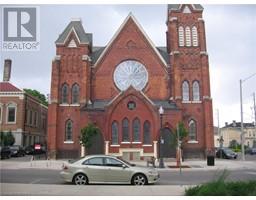 65 GEORGE Street, brantford, Ontario