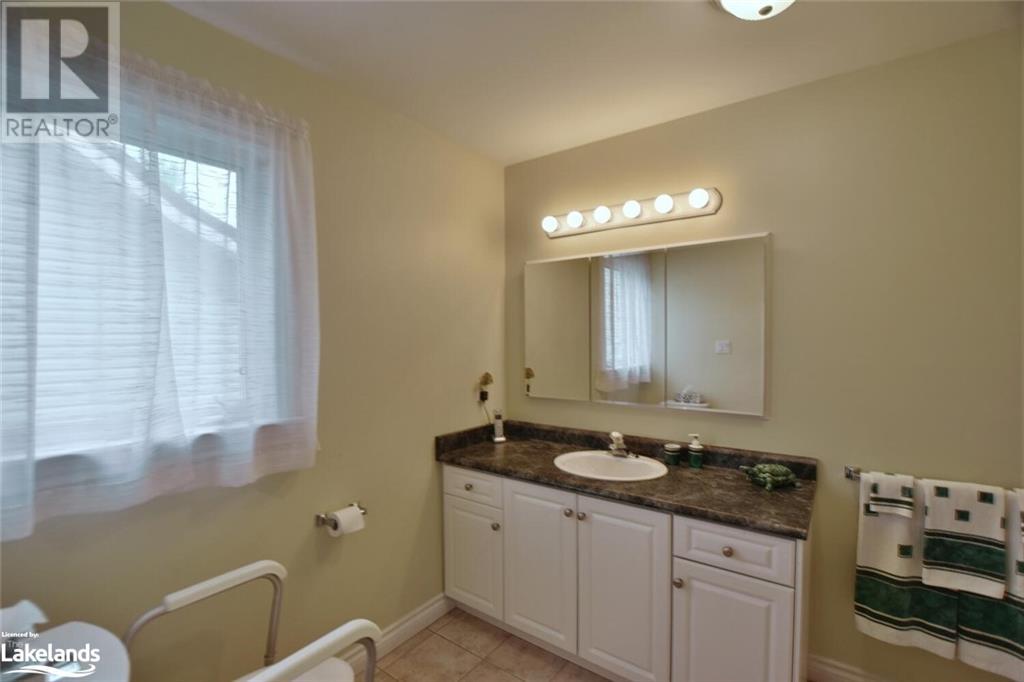 1022 River Road E, Wasaga Beach, Ontario  L9Z 2P7 - Photo 29 - 40590435