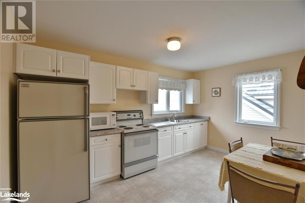 1022 River Road E, Wasaga Beach, Ontario  L9Z 2P7 - Photo 37 - 40590435
