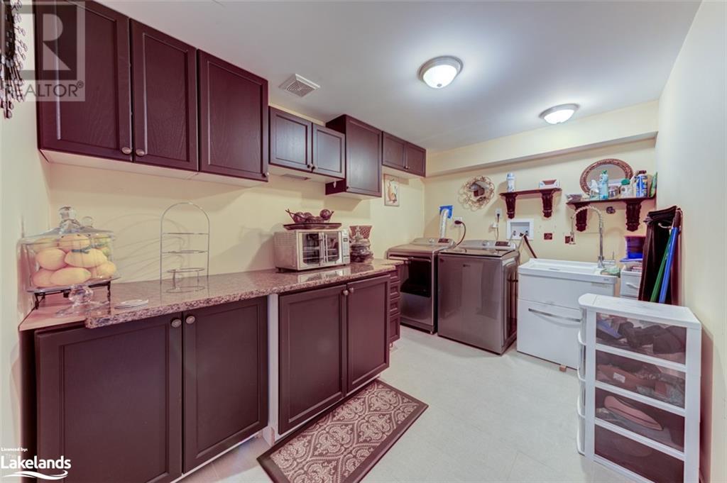 42 Cristiano Avenue, Wasaga Beach, Ontario  L9Z 1P2 - Photo 39 - 40594427